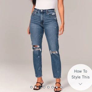 Excellent condition Curve Love Mom Jeans Abercrombie